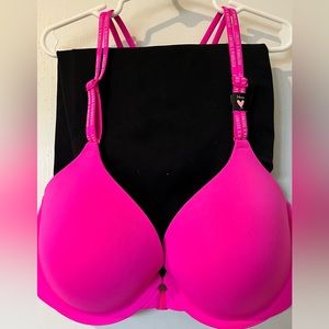 NWT Victoria’s Secret Strappy back Tshirt bra hot pink padded back size 34DD